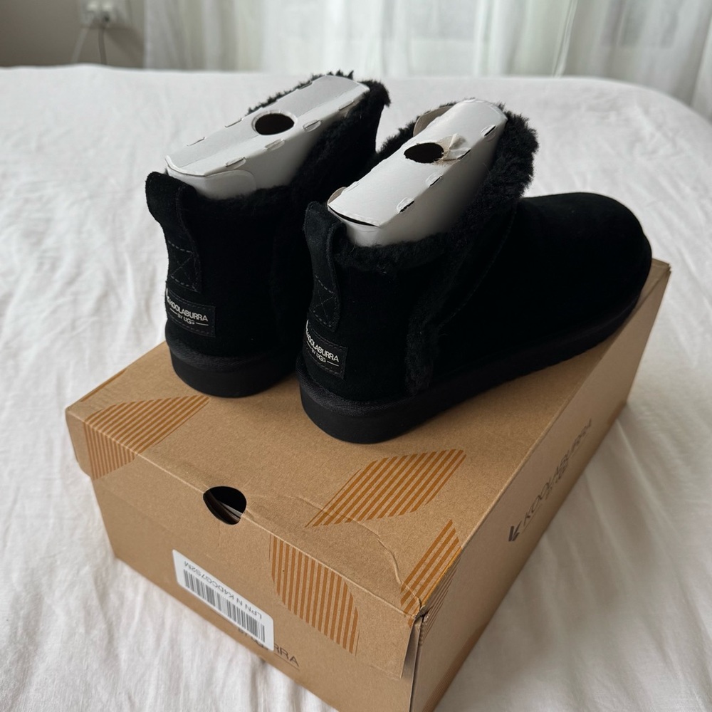 Koolaburra by UGG Black Suede Koola Ultra Ankle Boots - Picture 3 of 3